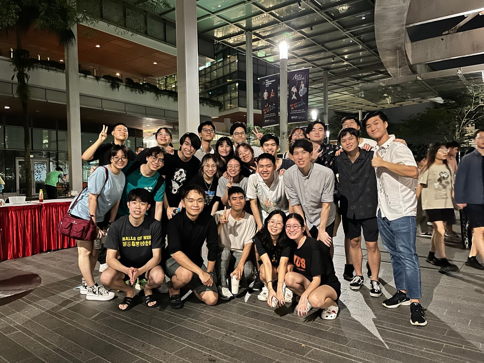 Group photo of Thai Students